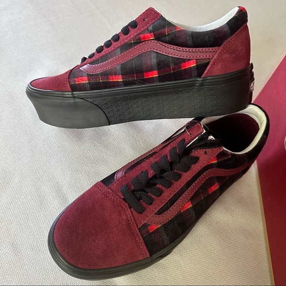 VANS Old Skool Platform Shoes Black Red Suede Low Velvet Gothic Punk - Picture 2 of 10